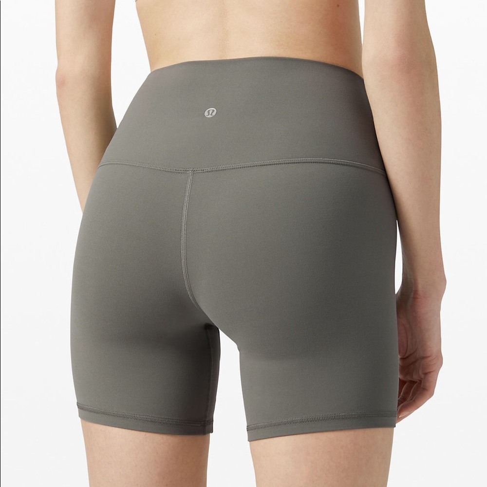 NWT Align shorts 6” in Grey Sage - Picture 3 of 7